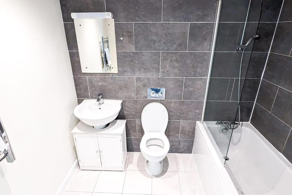 ברמינגהאם 1 Bedroom City Centre Apartment מראה חיצוני תמונה