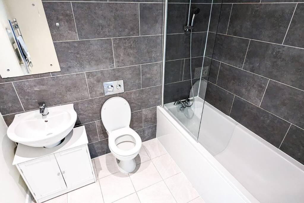 ברמינגהאם 1 Bedroom City Centre Apartment מראה חיצוני תמונה